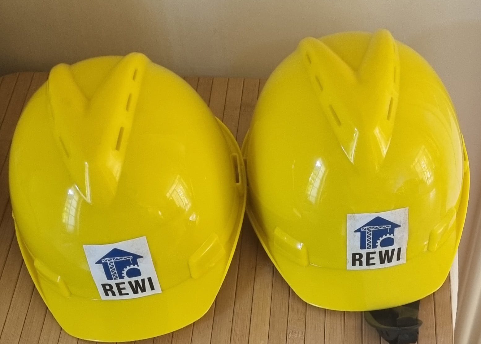 REWI Bauhelme
